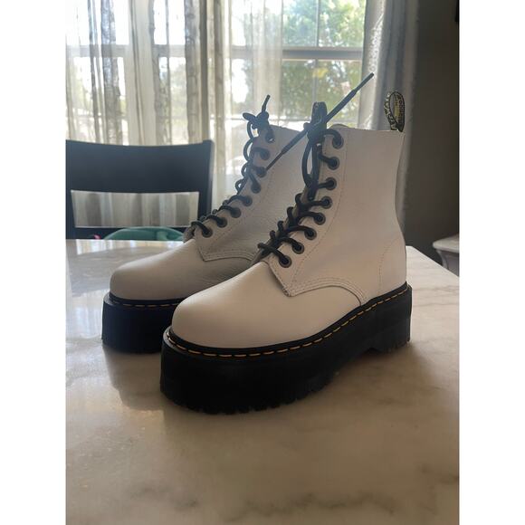 NEW Dr. Martens 1460 Pascal Max White Leather Platform Combat Boots - Picture 8 of 13